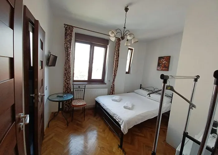 Tip Economic Mozart Ostello Cluj-Napoca